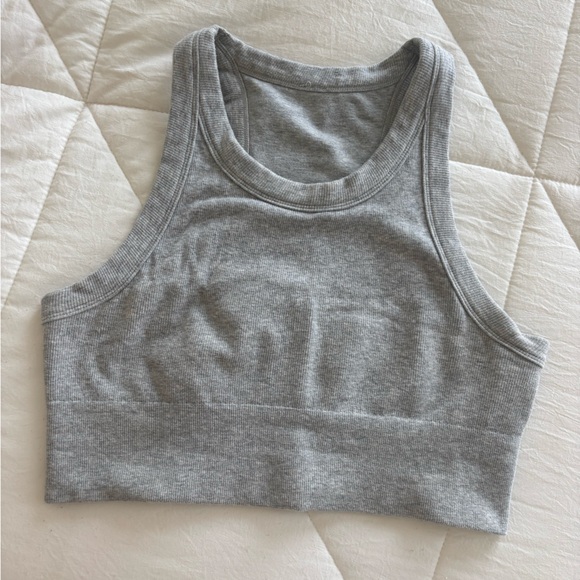 ALO Yoga Tops - Alo High Neck Bra top
Grey 
Size M 
Worn maybe twice